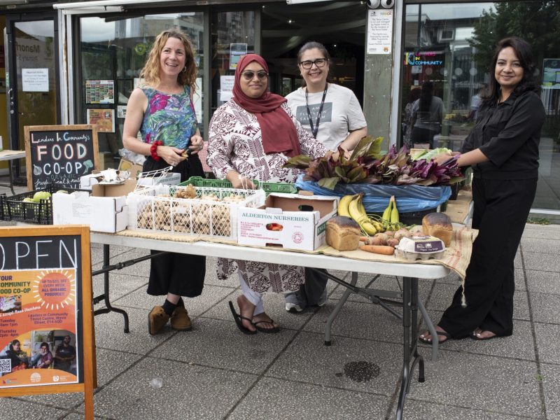 Melly, Shamima, Shabina, Marisa_Teviot Food Co-op_DSC1197